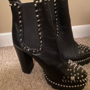 Cape Robbin Jagged Studded Platform Faux Leather Ankle Chelsea Boots